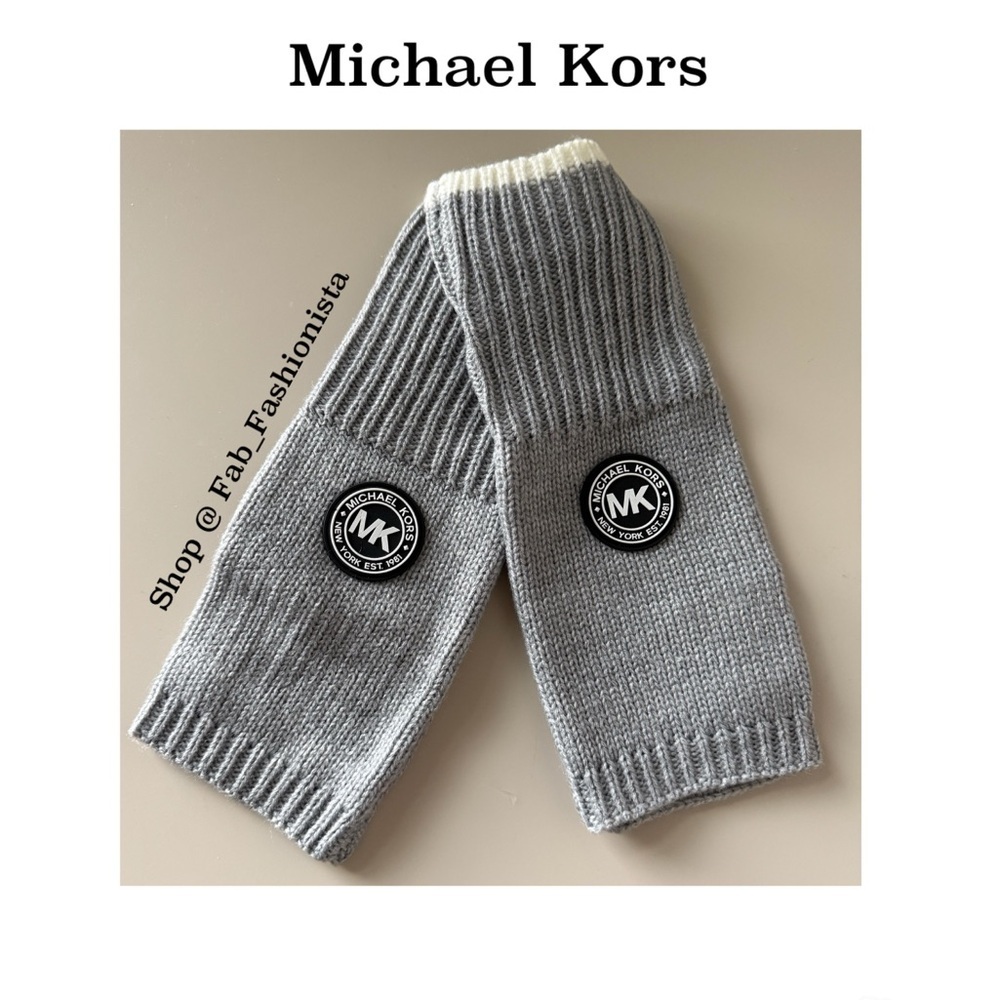 Michael Kors Gray Knit Arm Warmers gloves